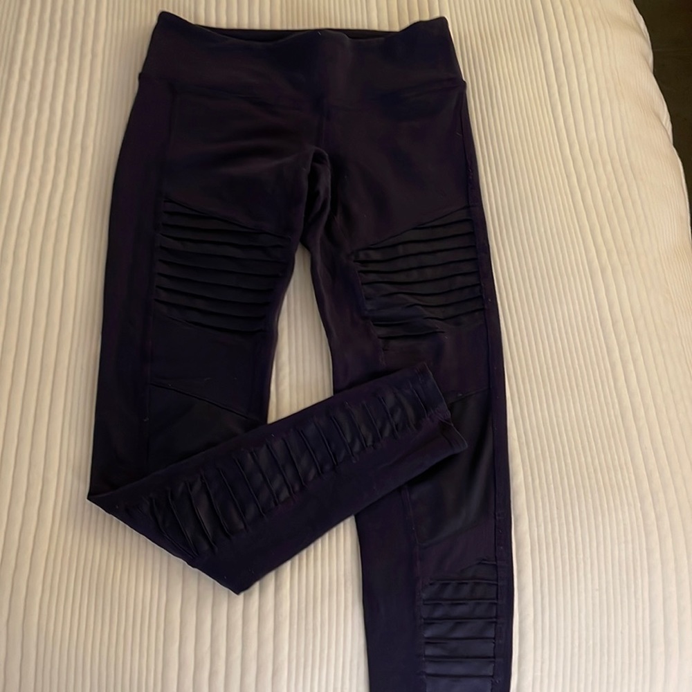 Alo moto leggings